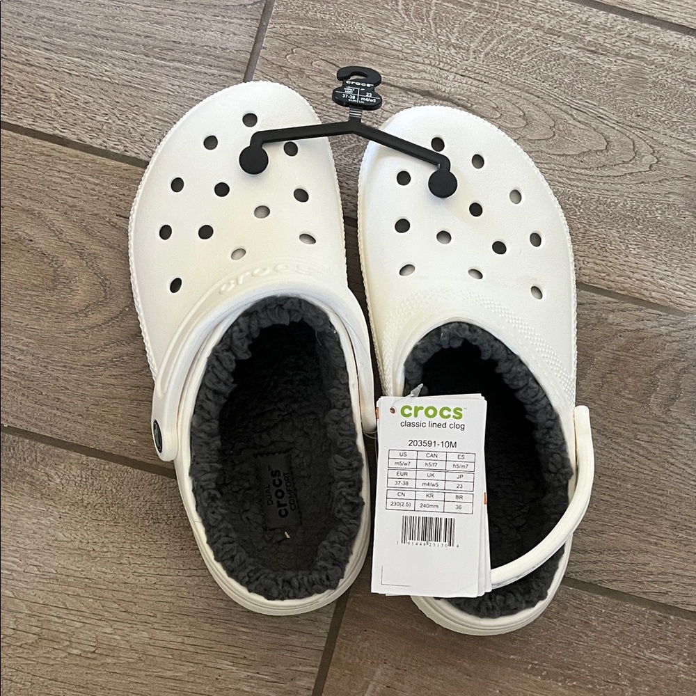 CROCS Kids Lined Slippers - White and Gray